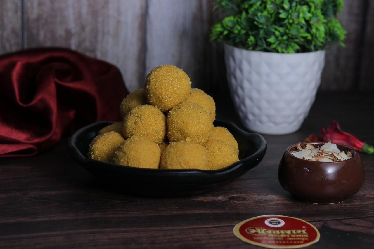 Besan Laddu