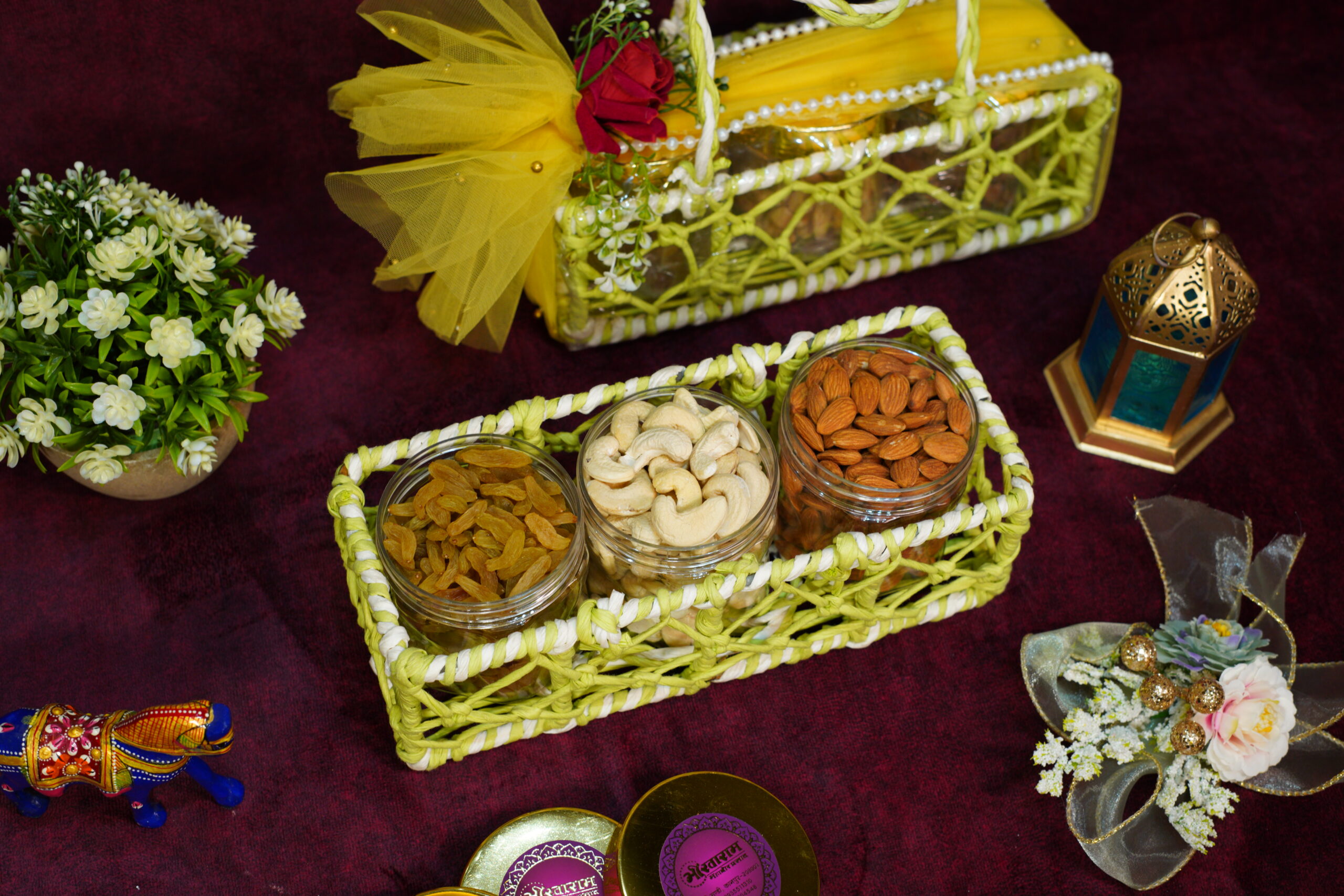 Kaju, Kismis & Badam