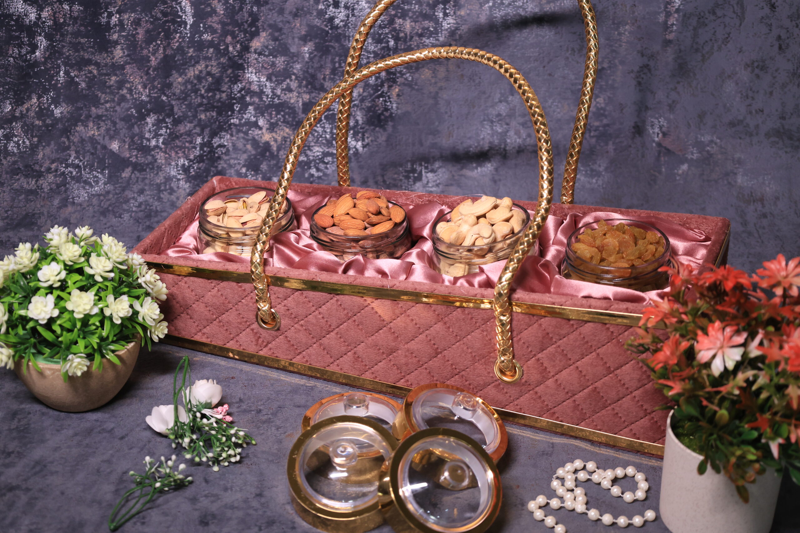 Kaju, Kismis, Badam & Pista