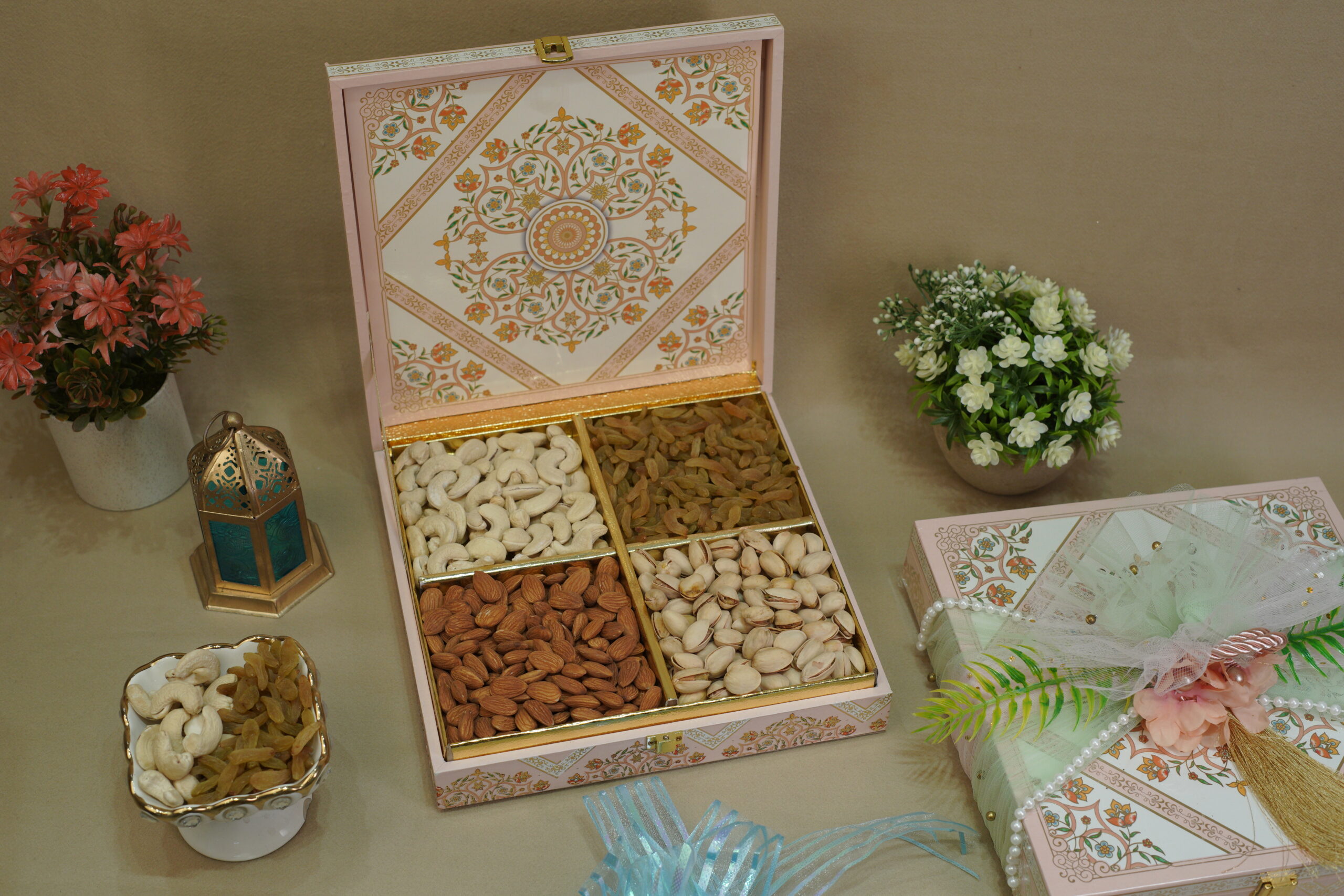 Kaju, Kismis, Badam & Pista